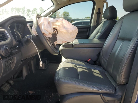 2017 Nissan Titan SV z VIN 1N6AA1EJ9HN543349, wystawiony jako Copart lot #50994035 z przebiegiem Nie podano mil oraz Szkody całkowita. Historia ofert i sprzedaży dostępna na DreamBid. Obrazek 7.