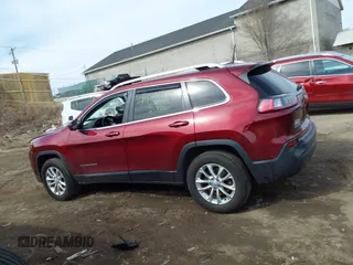 2019 Jeep Cherokee Latitude with VIN 1C4PJMCB2KD125898, listed as a IAAI auction lot 41809073 with 88,774 mi miles. Bid and sale history available at carsss.com. Image 14.