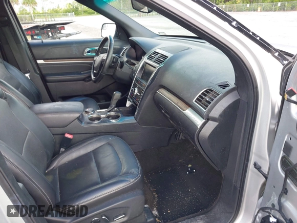 2016 Ford Explorer Limited z VIN 1FM5K8F8XGGD04218, wystawiony jako IAAI lot #42231185 z przebiegiem 69 963 mil mil oraz . Historia ofert i sprzedaży dostępna na DreamBid. Obrazek 5.
