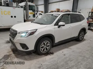 2024 Subaru Forester Premium z VIN JF2SKACC7RH500137, wystawiony jako Copart lot #44601565 z przebiegiem 76 009 mil mil oraz Szkoda całkowita • Salvage title. Historia ofert i sprzedaży dostępna na DreamBid. Obrazek 1.