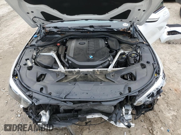 2022 BMW 8 Series 840i with VIN WBADZ2C0XNCJ65880, listed as a Copart auction lot 44778025 with 34,221 mi miles and Salvage Title. Bid and sale history available at carsss.com. Image 11.