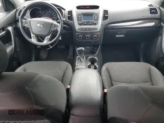 2014 Kia Sorento LX with VIN 5XYKTDA6XEG531461, listed as a Copart auction lot 55732495 with 113,664 mi miles and Clean Title. Bid and sale history available at carsss.com. Image 8.