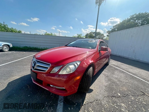 2012 Mercedes-Benz E 350 с VIN WDDKJ5KB3CF141699, выставлен на аукционе Copart как лот 61508525 с пробегом 135 080 миль миль и Чистый • Clean title. История ставок и продаж доступна на DreamBid. Изображение 2.
