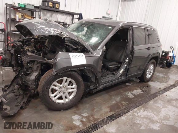 2023 Jeep Grand Cherokee Altitude with VIN 1C4RJHAG9P8890136, listed as a IAAI auction lot 41311418 with Not provided miles and . Bid and sale history available at DreamBid. Image 18.