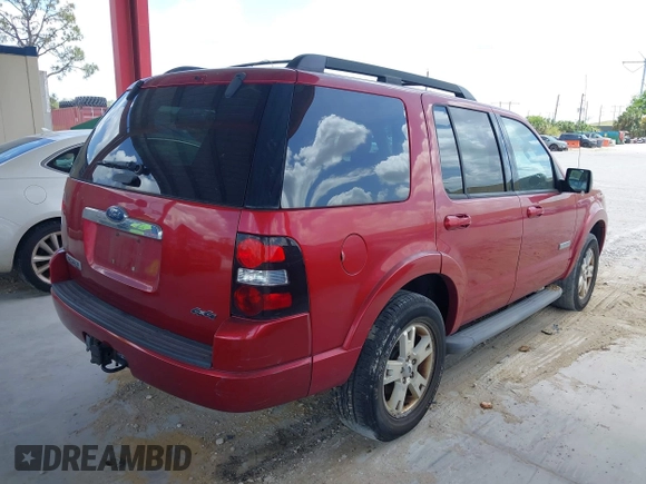 2008 Ford Explorer XLT with VIN 1FMEU73E88UA03951, listed as a IAAI auction lot 41881386 with 223,417 mi miles. Bid and sale history available at carsss.com. Image 4.