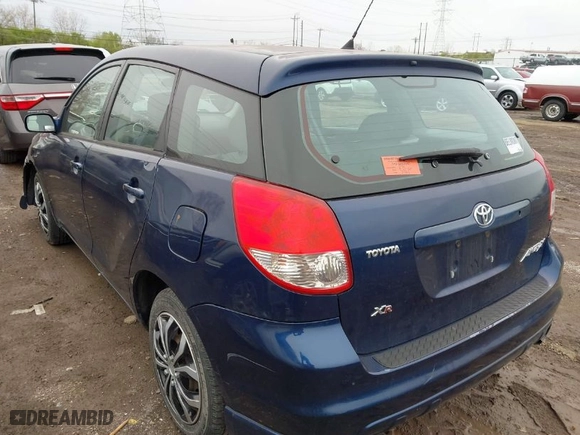 2005 Toyota Matrix STD with VIN 2T1KR32E95C351849, listed as a IAAI auction lot 41995695 with 258,405 mi miles. Bid and sale history available at carsss.com. Image 3.