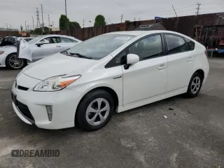 2015 Toyota Prius Four z VIN JTDKN3DU1F1896823, wystawiony jako Copart lot #58548415 z przebiegiem 143 662 mil mil oraz Szkoda całkowita • Salvage title. Historia ofert i sprzedaży dostępna na DreamBid. Obrazek 1.