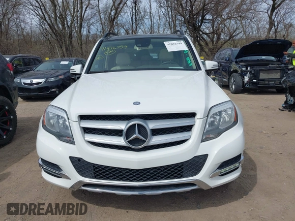 2015 Mercedes-Benz GLK with VIN WDCGG8JB8FG437814, listed as a IAAI auction lot 41856759 with 87,565 mi miles. Bid and sale history available at carsss.com. Image 13.