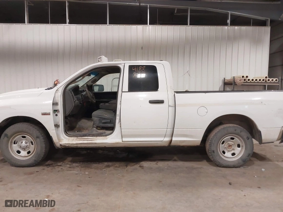 2014 Ram 1500 Express with VIN 1C6RR7FT5ES323647, listed as a IAAI auction lot 41888044 with 184,317 mi miles. Bid and sale history available at carsss.com. Image 15.