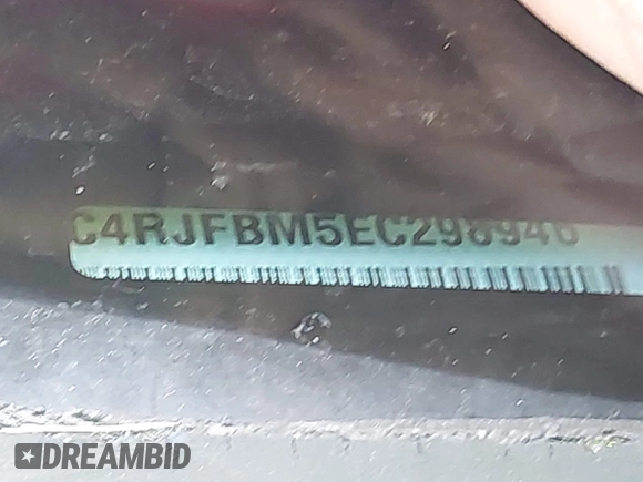 2014 Jeep Grand Cherokee Limited with VIN 1C4RJFBM5EC298946, listed as a IAAI auction lot 42816530 with 176,403 mi miles and . Bid and sale history available at DreamBid. Image 9.