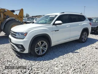 2018 Volkswagen Atlas SE with VIN 1V2FR2CA0JC575617, listed as a Copart auction lot 72691074 with 86,505 mi miles and Salvage title. Bid and sale history available at DreamBid. Image 1.