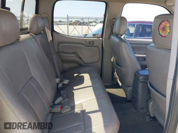2002 Toyota Tacoma PreRunner с VIN 5TEGN92N22Z097587, выставлен на аукционе IAAI как лот 42470065 с пробегом 232 108 миль миль и . История ставок и продаж доступна на DreamBid. Изображение 8.
