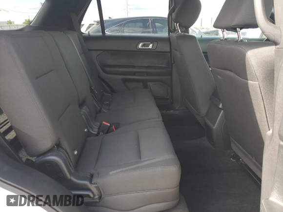 2018 Ford Police Interceptor Utility z VIN 1FM5K8AR0JGA58853, wystawiony jako Copart lot #56120995 z przebiegiem 79 960 mil mil oraz Tytuł czysty. Historia ofert i sprzedaży dostępna na DreamBid. Obrazek 11.
