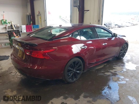 2017 Nissan Maxima SV z VIN 1N4AA6AP9HC416595, wystawiony jako IAAI lot #42385192 z przebiegiem 73 135 mil mil oraz . Historia ofert i sprzedaży dostępna na DreamBid. Obrazek 4.