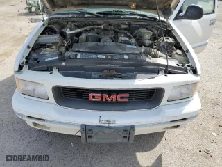 1996 GMC Sonoma with VIN 1GTCS144XT8504023, listed as a Copart auction lot 50996815 with 116,670 mi miles and Salvage Title. Bid and sale history available at carsss.com. Image 13.
