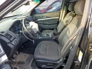 2017 Ford Explorer XLT с VIN 1FM5K7D89HGB53452, выставлен на аукционе Copart как лот 54400615 с пробегом 140 947 миль миль и Списание • Salvage title. История ставок и продаж доступна на DreamBid. Изображение 7.