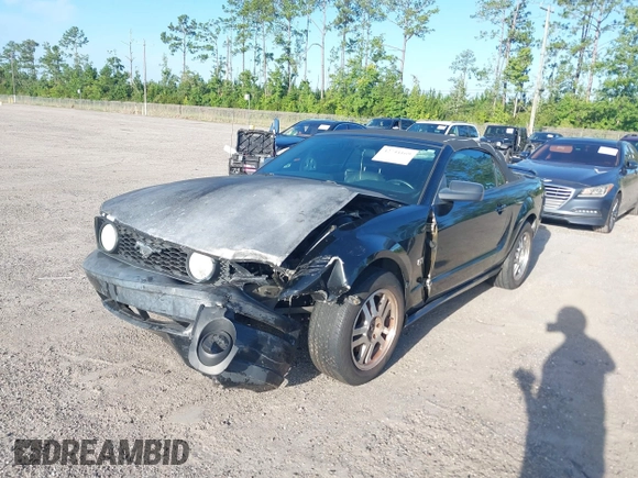2006 Ford Mustang GT Deluxe with VIN 1ZVFT85H365115375, listed as a IAAI auction lot 42744169 with 328,050 mi miles and . Bid and sale history available at DreamBid. Image 17.