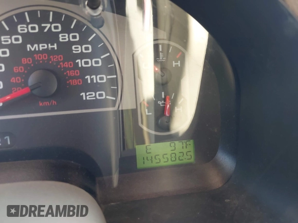 2006 Ford F-150 XLT z VIN 1FTPX14586FA06690, wystawiony jako IAAI lot #42706574 z przebiegiem 145 582 mil mil oraz . Historia ofert i sprzedaży dostępna na DreamBid. Obrazek 7.