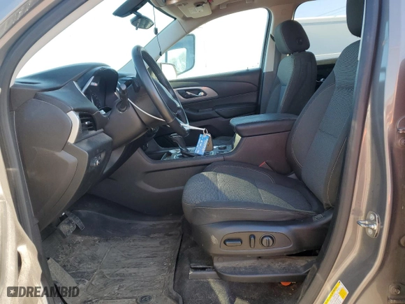 2018 Chevrolet Traverse LT Cloth with VIN 1GNEVGKW0JJ112740, listed as a Copart auction lot 49843805 with 190,490 mi miles and Salvage Title. Bid and sale history available at carsss.com. Image 7.