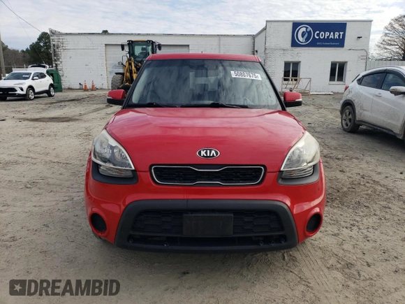 2013 Kia Soul ! with VIN KNDJT2A61D7624560, listed as a Copart auction lot 50807675 with 137,094 mi miles and Salvage Title. Bid and sale history available at carsss.com. Image 5.