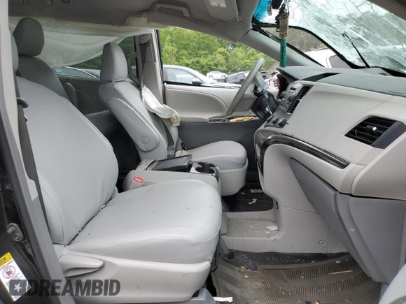 2012 Toyota Sienna LE AAS with VIN 5TDKK3DC7CS257912, listed as a Copart auction lot 58264265 with Not provided miles and Salvage title. Bid and sale history available at DreamBid. Image 7.