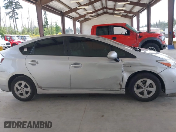 2015 Toyota Prius Four z VIN JTDKN3DU8F0427475, wystawiony jako IAAI lot #42338538 z przebiegiem 295 283 mil mil oraz . Historia ofert i sprzedaży dostępna na DreamBid. Obrazek 13.