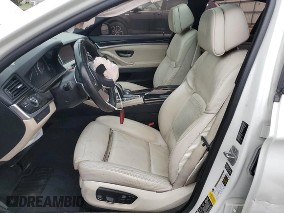 2014 BMW 5 Series 535i xDrive z VIN WBA5B3C50ED535321, wystawiony jako Copart lot #57020725 z przebiegiem 178 165 mil mil oraz Szkoda całkowita • Salvage title. Historia ofert i sprzedaży dostępna na DreamBid. Obrazek 7.