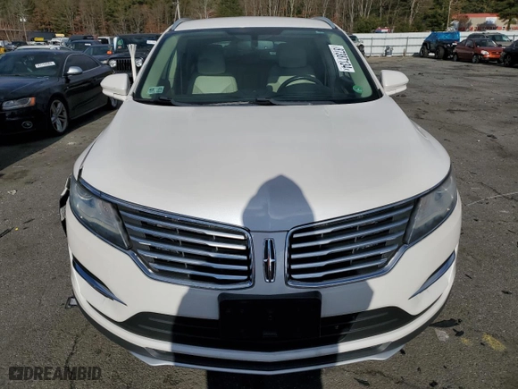 2017 Lincoln MKC Premiere with VIN 5LMCJ1D92HUL46444, listed as a Copart auction lot 87387134 with 56,774 mi miles and Salvage Title. Bid and sale history available at carsss.com. Image 5.