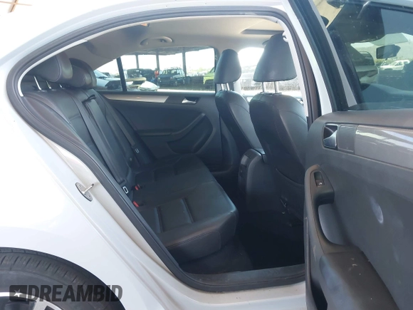 2017 Volkswagen Jetta SE with VIN 3VWDB7AJ9HM286612, listed as a IAAI auction lot 42721128 with 143,458 mi miles and . Bid and sale history available at DreamBid. Image 8.