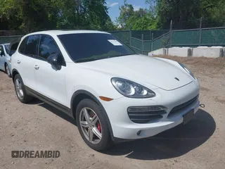 2012 Porsche Cayenne S z VIN WP1AB2A24CLA48791, wystawiony jako IAAI lot #42167069 z przebiegiem 133 819 mil mil oraz . Historia ofert i sprzedaży dostępna na DreamBid. Obrazek 1.