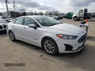 2019 Ford Fusion Hybrid SE with VIN 3FA6P0LU6KR225603, listed as a Copart auction lot 37621353 with 70,279 mi miles. Bid and sale history available at carsss.com. Image 4.
