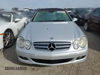 2007 Mercedes-Benz CLK-Class 3.5L with VIN WDBTK56F17T084160, listed as a Copart auction lot 78045244 with 127,701 mi miles and Non Repairable. Bid and sale history available at carsss.com. Image 5.