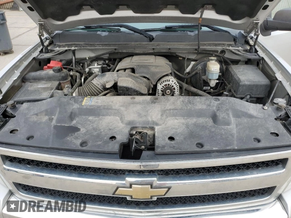 2010 Chevrolet Silverado 1500 LT with VIN 1GCSKSE39AZ155984, listed as a Copart auction lot 52940725 with Not Provided miles and Salvage Title. Bid and sale history available at DreamBid. Image 12.