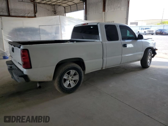 2005 Chevrolet Silverado 1500 Work Truck with VIN 1GCEC19X85Z252519, listed as a Copart auction lot 52890015 with 303,435 mi miles and Salvage Title. Bid and sale history available at DreamBid. Image 3.