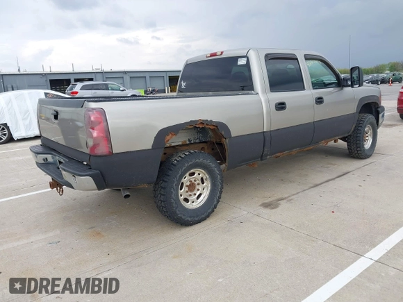 2003 Chevrolet Silverado 1500HD LS with VIN 1GCGK13UX3F107684, listed as a IAAI auction lot 42202674 with Not Provided miles and . Bid and sale history available at DreamBid. Image 4.