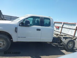 2020 Ford F-250 XL with VIN 1FT7X2BT2LEC53597, listed as a IAAI auction lot 42404660 with 94,425 mi miles and . Bid and sale history available at DreamBid. Image 14.