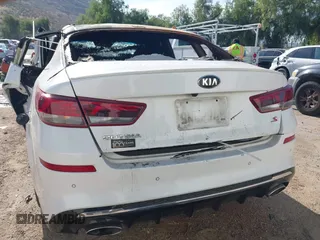 2020 Kia Optima LX with VIN 5XXGT4L35LG417118, listed as a IAAI auction lot 42065294 with Not Provided miles and . Bid and sale history available at carsss.com. Image 16.