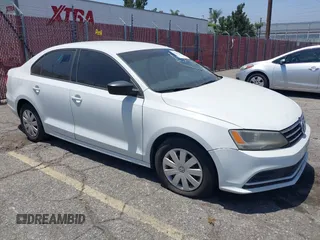 2015 Volkswagen Jetta S z VIN 3VW2K7AJ0FM341419, wystawiony jako IAAI lot #42544580 z przebiegiem 92 278 mil mil oraz . Historia ofert i sprzedaży dostępna na DreamBid. Obrazek 1.