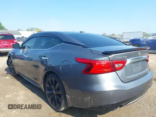 2017 Nissan Maxima SV z VIN 1N4AA6AP7HC454942, wystawiony jako IAAI lot #42447538 z przebiegiem 199 525 mil mil oraz . Historia ofert i sprzedaży dostępna na DreamBid. Obrazek 3.