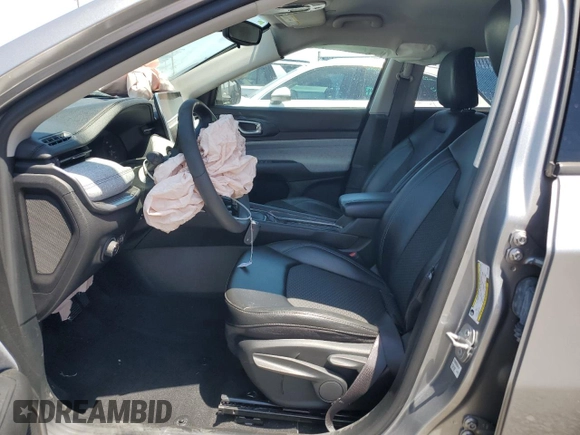 2022 Jeep Compass Latitude with VIN 3C4NJCBB7NT214268, listed as a Copart auction lot 54277455 with 24,695 mi miles and Salvage title. Bid and sale history available at DreamBid. Image 7.