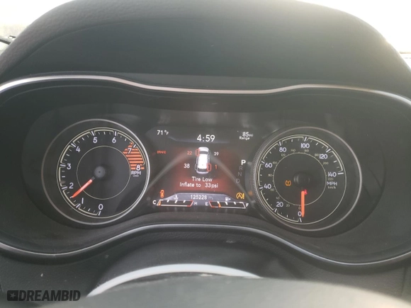 2019 Jeep Cherokee Limited with VIN 1C4PJLDX4KD159572, listed as a Copart auction lot 44195085 with 125,228 mi miles and Salvage Title. Bid and sale history available at carsss.com. Image 9.