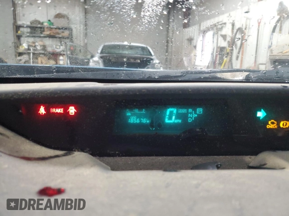 2005 Toyota Prius with VIN JTDKB20U453037043, listed as a Copart auction lot 49163245 with 185,676 mi miles and Salvage Title. Bid and sale history available at carsss.com. Image 9.