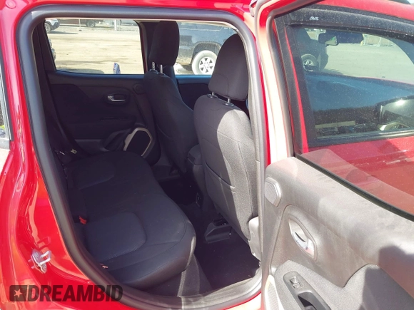 2015 Jeep Renegade Latitude with VIN ZACCJBBT3FPC45343, listed as a IAAI auction lot 41749291 with 49,608 mi miles. Bid and sale history available at carsss.com. Image 8.