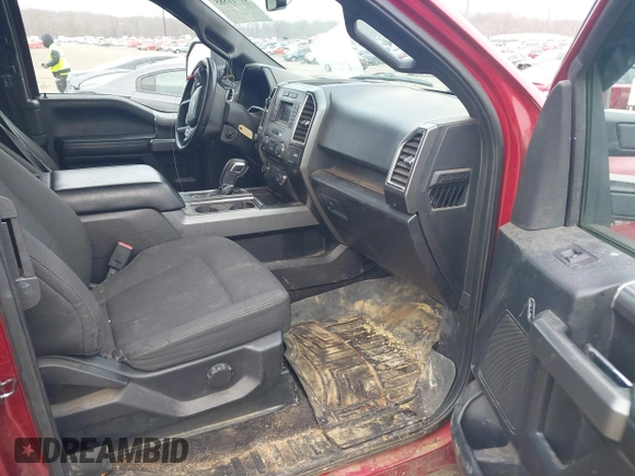 2016 Ford F-150 XLT z VIN 1FTFX1EF9GKG03794, wystawiony jako IAAI lot #41711585 z przebiegiem 143 253 mil mil oraz . Historia ofert i sprzedaży dostępna na DreamBid. Obrazek 5.