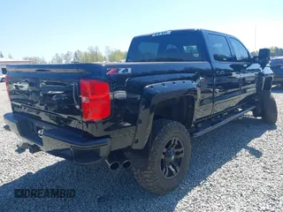 2018 Chevrolet Silverado 1500 LT with VIN 3GCUKREC7JG544365, listed as a IAAI auction lot 42055441 with 57,832 mi miles. Bid and sale history available at carsss.com. Image 4.