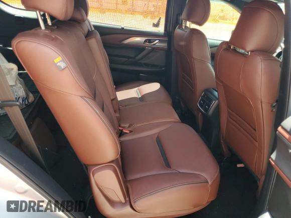 2018 Mazda CX-9 Signature with VIN JM3TCBEY8J0205833, listed as a Copart auction lot 60879045 with 29,253 mi miles and Salvage title. Bid and sale history available at DreamBid. Image 11.