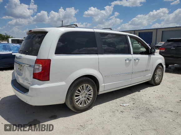2015 Chrysler Town & Country Limited Platinum with VIN 2C4RC1GG0FR584244, listed as a Copart auction lot 67665184 with 188,999 mi miles and Salvage Title. Bid and sale history available at DreamBid. Image 3.