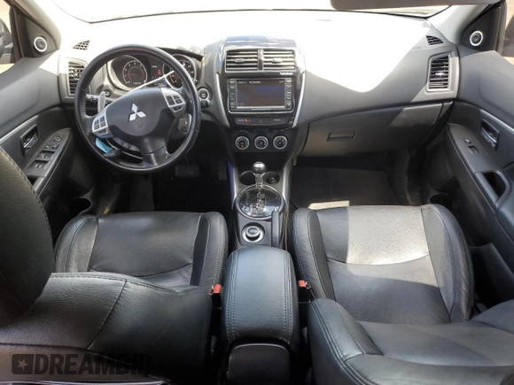 2011 Mitsubishi Outlander SE z VIN JA4AR4AU5BZ002340, wystawiony jako Copart lot #58254175 z przebiegiem 145 287 mil mil oraz Szkoda całkowita • Salvage title. Historia ofert i sprzedaży dostępna na DreamBid. Obrazek 8.