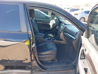 2014 Kia Sorento LX with VIN 5XYKT4A69EG468157, listed as a IAAI auction lot 41771810 with 144,214 mi miles. Bid and sale history available at carsss.com. Image 5.
