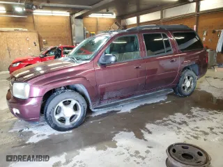 2006 Chevrolet TrailBlazer LT with VIN 1GNET16S966102986, listed as a Copart auction lot 82215064 with 205,155 mi miles and Salvage Title. Bid and sale history available at carsss.com. Image 1.